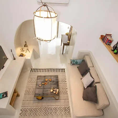 Hector Cave House *