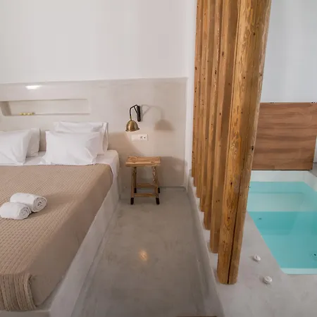 Hector Cave House Villa *