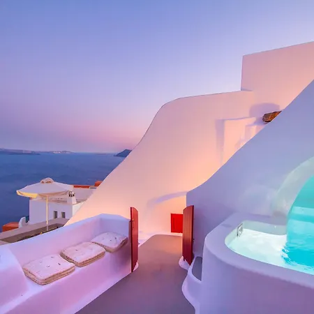 Hector Cave House Οία