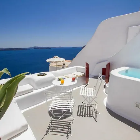 Villa Hector Cave House *