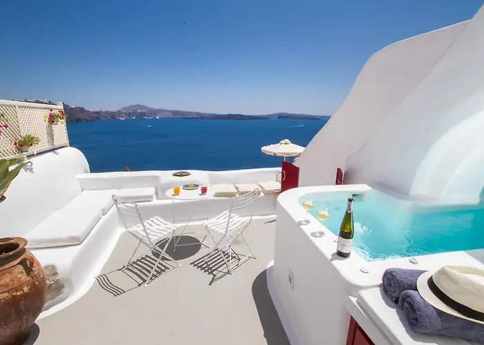 Villa Hector Cave House Oia (Santorini)