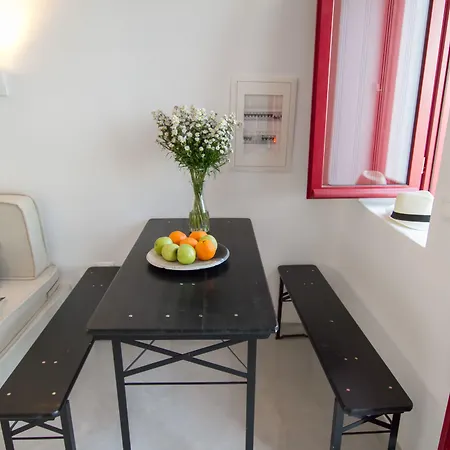 Villa Hector Cave House *