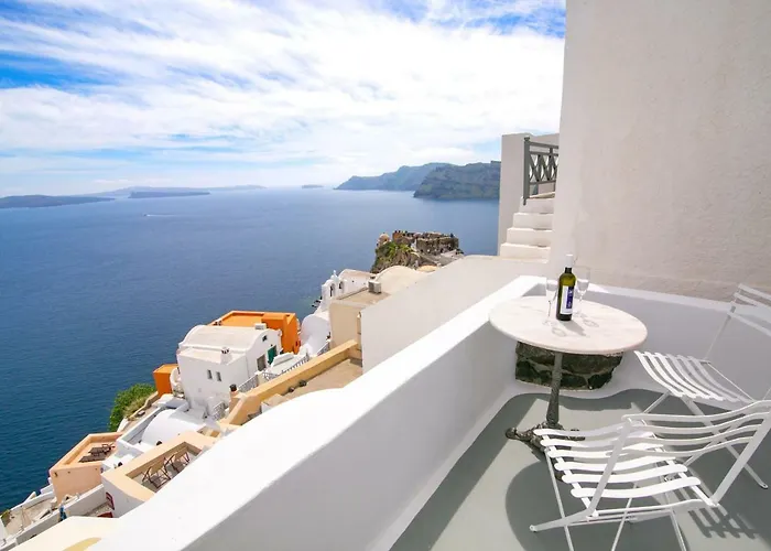 Villa Hector Cave House